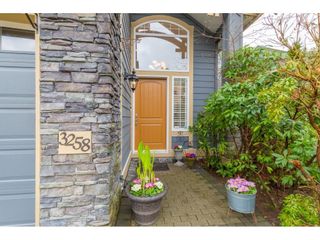 Photo 2: 3258 CAMELBACK Lane in Coquitlam: Westwood Plateau House for sale in "PANORAMA VILLAGE" : MLS®# R2659867