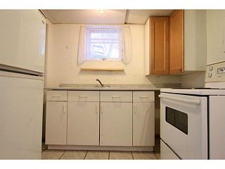 Photo 9: 140 27 Avenue NE in CALGARY: Tuxedo Residential Detached Single Family for sale (Calgary)  : MLS®# C3603482