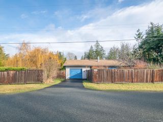 Photo 2: 2230 Neil Dr in Nanaimo: Na South Jingle Pot House for sale : MLS®# 862904