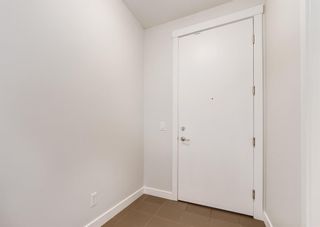 Photo 3: 406 880 Centre Avenue NE in Calgary: Bridgeland/Riverside Apartment for sale : MLS®# A2013130