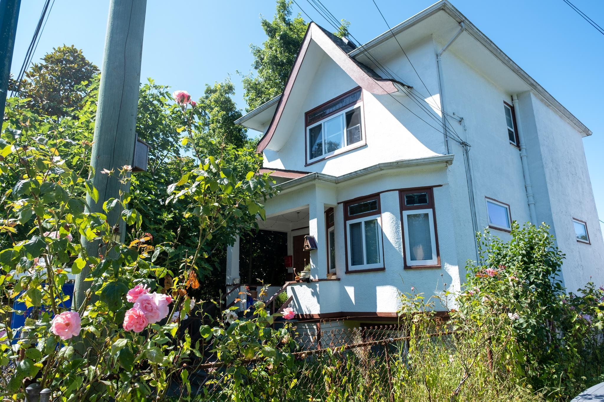 Main Photo: 2657 W 8TH Avenue in Vancouver: Kitsilano House for sale (Vancouver West)  : MLS®# R2731307