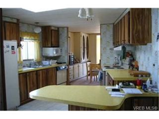 Photo 3:  in VICTORIA: VR Glentana Manufactured Home for sale (View Royal)  : MLS®# 442044
