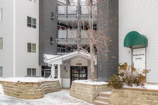 Main Photo: 209 10 Sierra Morena Mews SW in Calgary: Signal Hill Apartment for sale : MLS®# A2030849