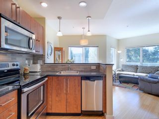 Photo 4: 311 611 Brookside Rd in Colwood: Co Latoria Condo for sale : MLS®# 884839