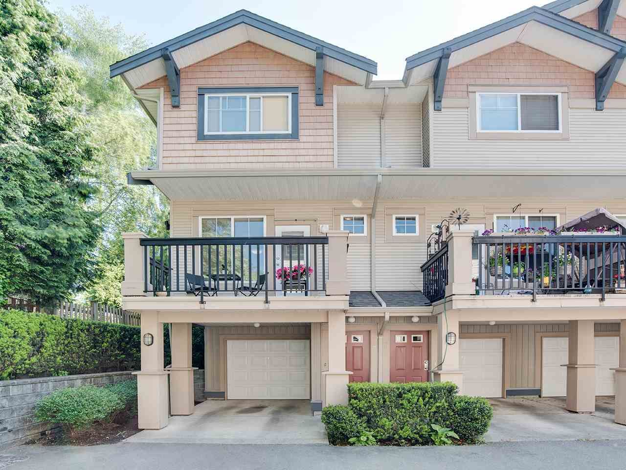 Main Photo: 48 5839 PANORAMA Drive in Surrey: Sullivan Station Townhouse for sale in "FOREST GATE" : MLS®# R2373372