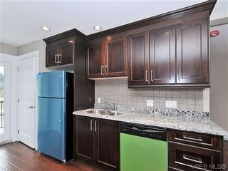 Photo 8: 105 982 Rattanwood Pl in VICTORIA: La Happy Valley Row/Townhouse for sale (Langford)  : MLS®# 625869