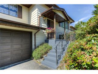 Photo 2: 1005 NOONS CREEK Drive in Port Moody: Mountain Meadows House for sale : MLS®# V1078507