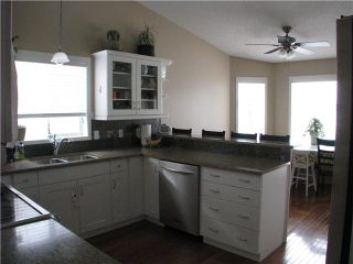 Photo 6: 382 Rainbow CR in SHERWOOD PARK: Zone 25 Residential Detached Single Family for sale (Strathcona)  : MLS®# E3231099