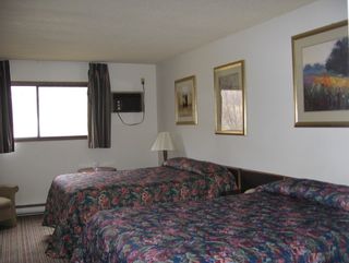 Photo 4: 29 rooms Motel for sale BC: Commercial for sale : MLS®# 164850