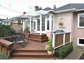 Photo 4: 572 W 24TH Avenue in Vancouver: Cambie House for sale in "DOUGLAS PARK" (Vancouver West)  : MLS®# V819469