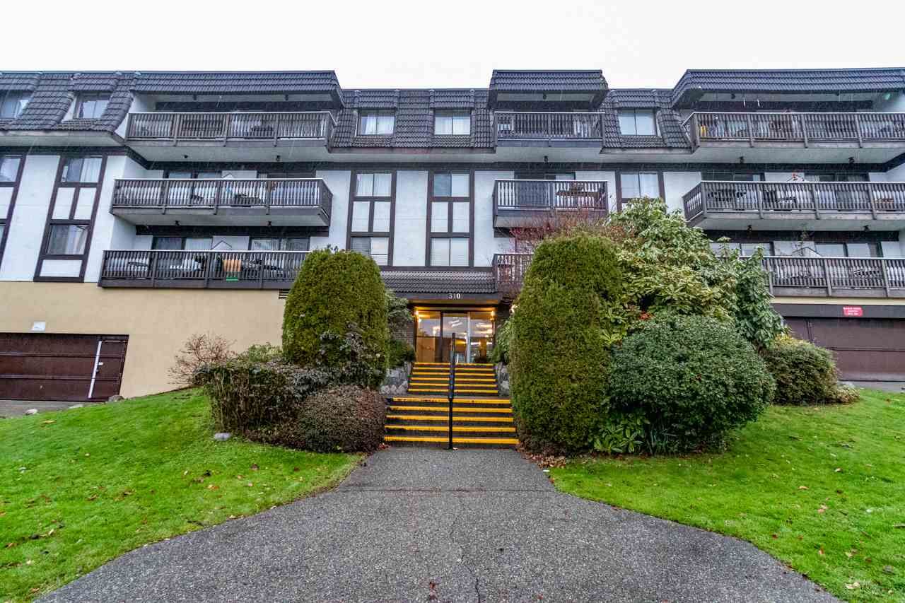 Main Photo: 314 310 W 3RD Street in North Vancouver: Lower Lonsdale Condo for sale in "DEVON MANOR" : MLS®# R2492714