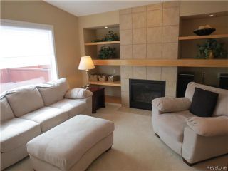 Photo 2: 214 Craigmohr Drive in WINNIPEG: Fort Garry / Whyte Ridge / St Norbert Residential for sale (South Winnipeg)  : MLS®# 1408326