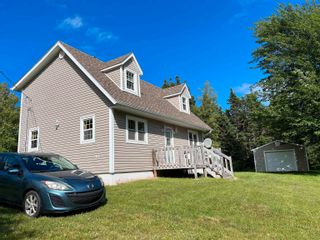Photo 3: 414 Otter Road in Waterside: 108-Rural Pictou County Residential for sale (Northern Region)  : MLS®# 202217983