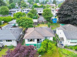 Photo 1: 509 WILSON Street in New Westminster: Sapperton House for sale : MLS®# R2784069