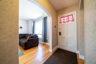 Photo 3: 315 SACKVILLE Street in Winnipeg: St James Residential for sale (5E)  : MLS®# 202105933