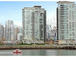Photo 2: 2602 918 Cooperage Way in Vancouver: Yaletown Condo for sale (Vancouver West)  : MLS®# V1037825