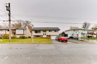 Photo 4: 9262 JAMES Street in Chilliwack: Chilliwack E Young-Yale House for sale : MLS®# R2539829