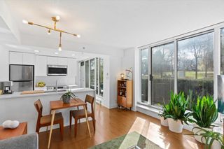Main Photo: 37 KEEFER Place in Vancouver: Downtown VW Townhouse for sale in "The Taylor" (Vancouver West)  : MLS®# R2875446
