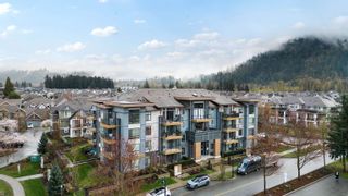 Photo 1: 102 44565 VANDELL Drive in Chilliwack: Sardis South Condo for sale in "Lindys Crossing" (Sardis)  : MLS®# R2863748