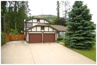 Photo 3: 1870 Southeast 18 Avenue in Salmon Arm: Richmond Hill House for sale : MLS®# 10066522