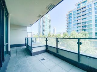 Photo 14: 501 162 VICTORY SHIP Way in North Vancouver: Lower Lonsdale Condo for sale in "ATRIUM WEST AT THE PIER" : MLS®# R2766191