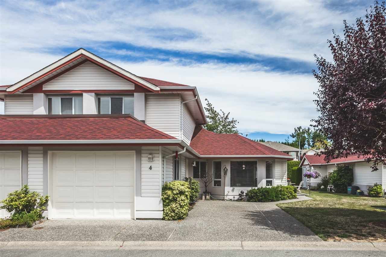Main Photo: 4 31406 UPPER MACLURE Road in Abbotsford: Abbotsford West Townhouse for sale in "Ellwood Estates" : MLS®# R2286318