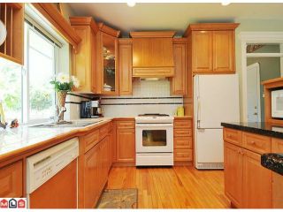 Photo 5: 4451 212 Street in Langley: Brookswood Langley House for sale in "Cedar Ridge" : MLS®# F1218845