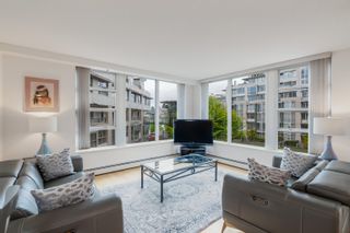 Photo 8: 301 1228 MARINASIDE Crescent in Vancouver: Yaletown Condo for sale (Vancouver West)  : MLS®# R2689709