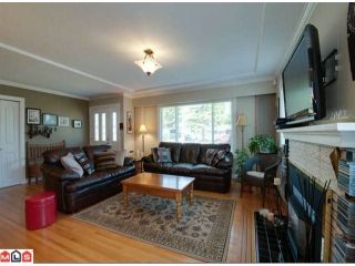 Photo 3: 15452 17TH Avenue in Surrey: King George Corridor House for sale (South Surrey White Rock)  : MLS®# F1221130