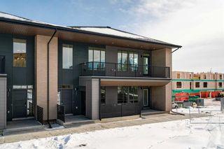 Photo 1: 133 Sovereign Common SW in Calgary: Shaganappi Row/Townhouse for sale : MLS®# A2112633