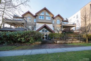 Photo 1: 102 1535 CHESTERFIELD Avenue in North Vancouver: Central Lonsdale Condo for sale in "Kensington Court" : MLS®# R2650812