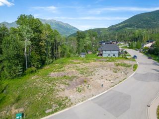 Photo 40: 111 WHITETAIL DRIVE in Fernie: Vacant Land for sale : MLS®# 2473925