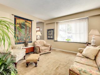 Photo 10: 219 NINTH Avenue in New Westminster: GlenBrooke North House for sale in "GLENBROOKE NORTH" : MLS®# R2808495