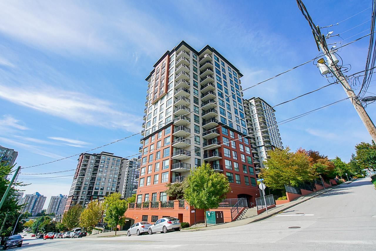 Main Photo: 604 813 AGNES Street in New Westminster: Downtown NW Condo for sale in "THE NEWS" : MLS®# R2650743