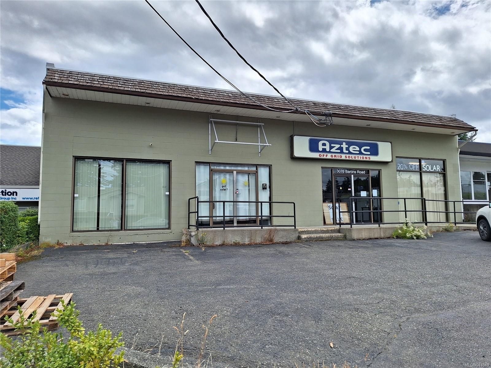 Main Photo: 3076 Barons Rd in Nanaimo: Na Departure Bay Mixed Use for lease : MLS®# 941049