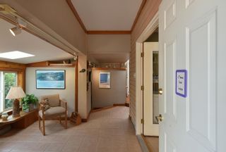 Photo 5: 9217 REGAL Road in Halfmoon Bay: Halfmn Bay Secret Cv Redroofs House for sale (Sunshine Coast)  : MLS®# R2813900