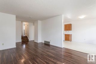 Photo 7: 5904 185 Street in Edmonton: Zone 20 House for sale : MLS®# E4312724