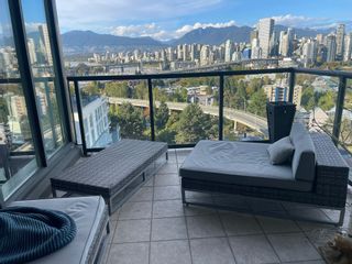 Main Photo: 1403 1428 W 6TH Avenue in Vancouver: Fairview VW Condo for sale in "Siena Of Protico" (Vancouver West)  : MLS®# R2819843