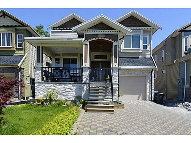 Main Photo: 349 A FENTON ST in New Westminster: Queensborough House for sale : MLS®# V1064575