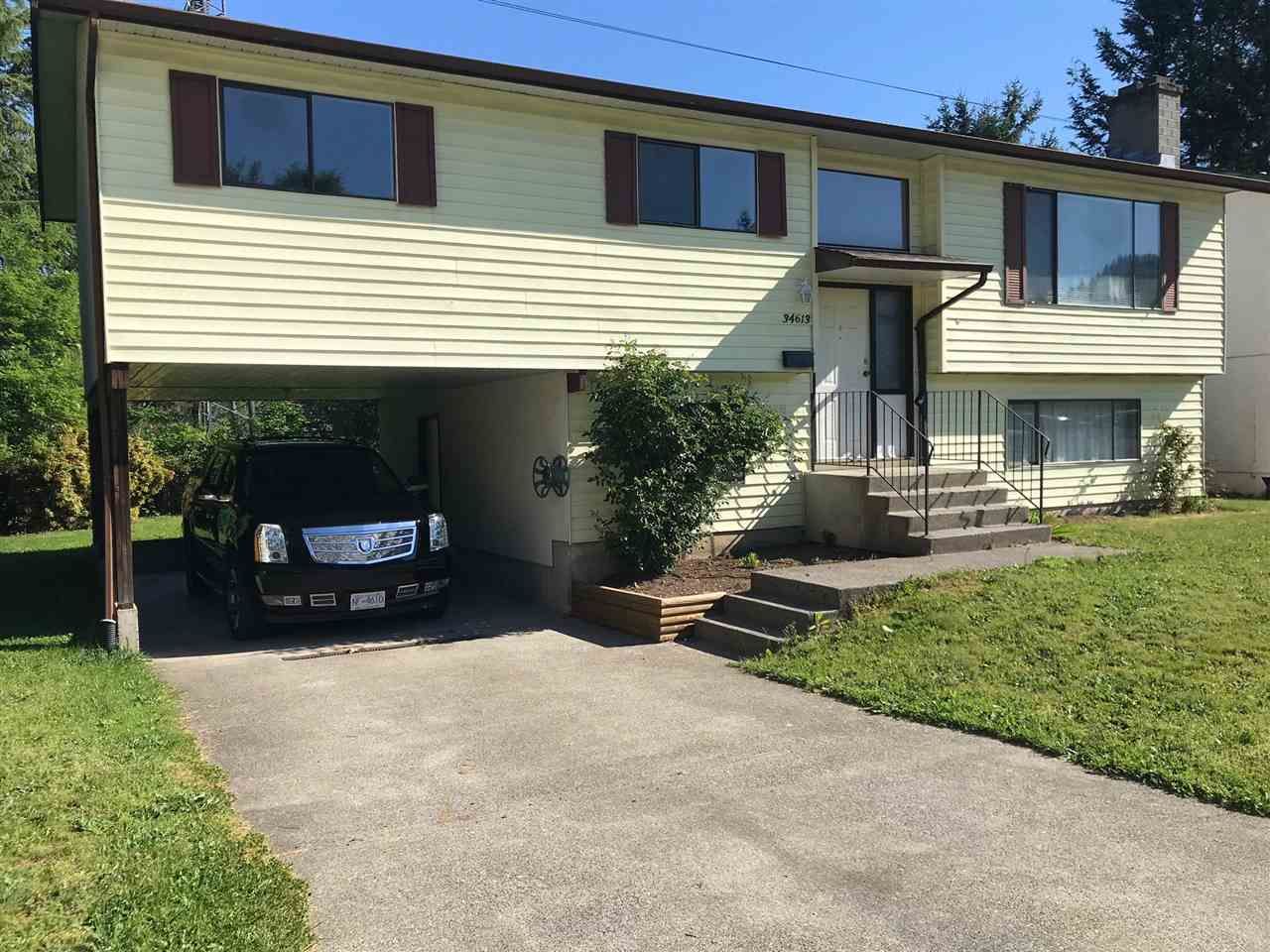 Main Photo: 34613 SOMERSET Avenue in Abbotsford: Abbotsford East House for sale : MLS®# R2368063