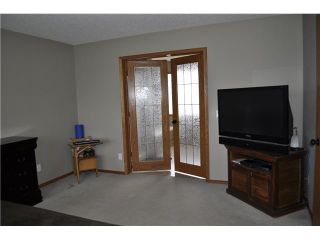Photo 13: 76 FAIRWAYS Drive NW: Airdrie Residential Detached Single Family for sale : MLS®# C3525887