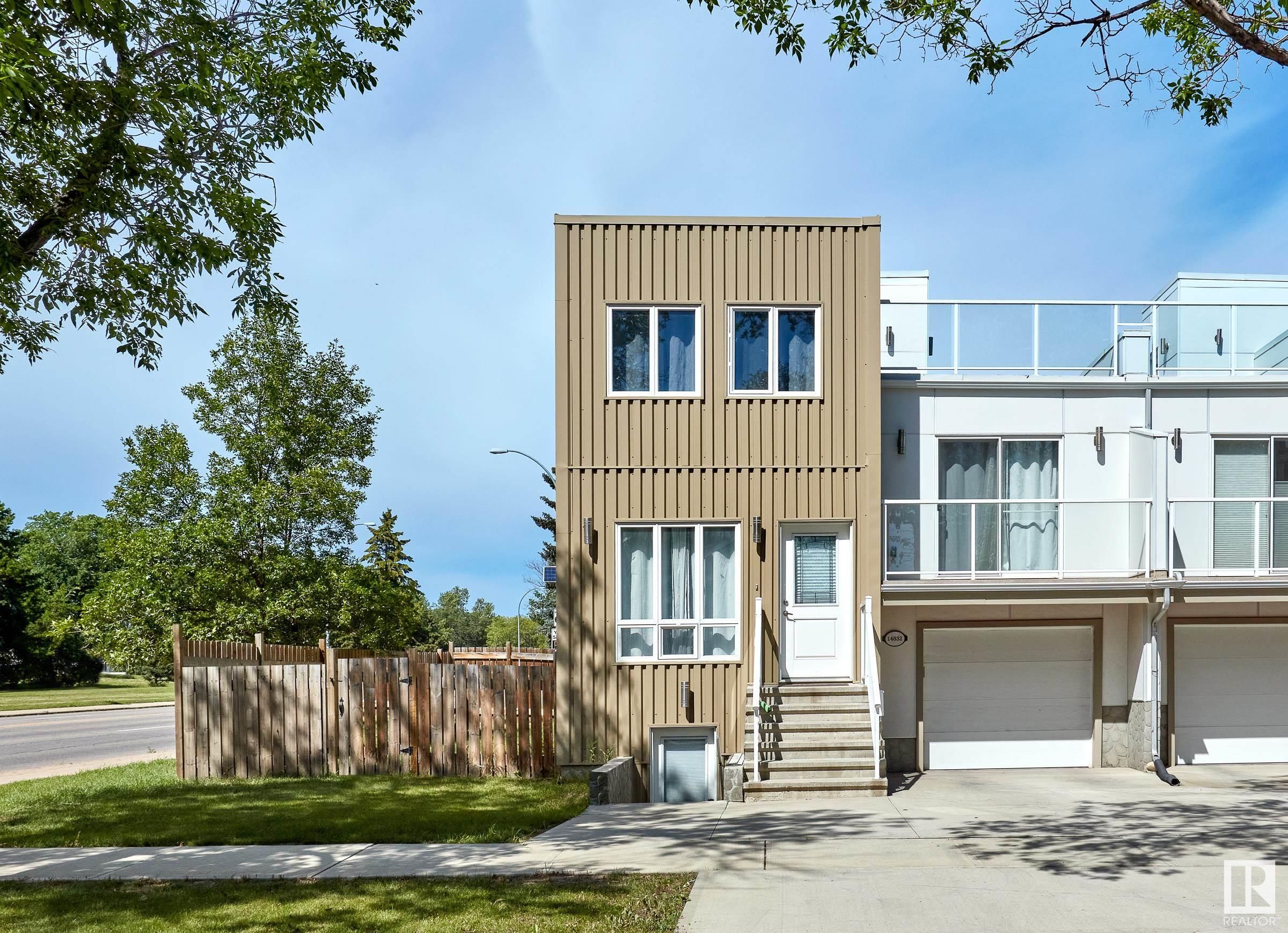 Main Photo: 14832 103 Avenue in Edmonton: Zone 21 House Half Duplex for sale : MLS®# E4307372