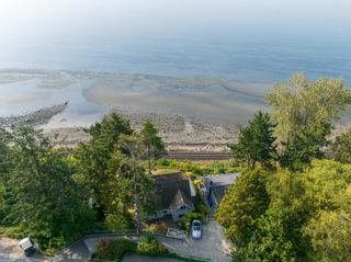 Photo 4: 14420 MARINE Drive: White Rock House for sale (South Surrey White Rock)  : MLS®# R2839291