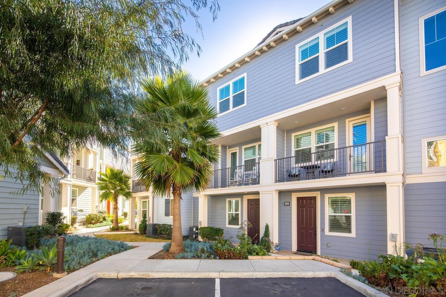 Main Photo: IMPERIAL BEACH Townhouse for sale : 3 bedrooms : 504 Pelican Lane