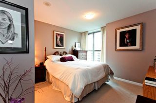 Photo 8: 706 928 Richards Street in The Savoy: Yaletown Home for sale () 