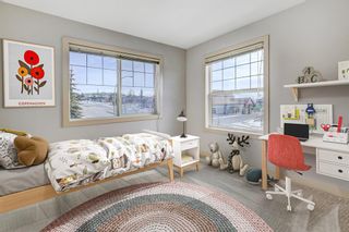 Photo 6: 50 Rockyvalley Villas NW in Calgary: Rocky Ridge Row/Townhouse for sale : MLS®# A2025923