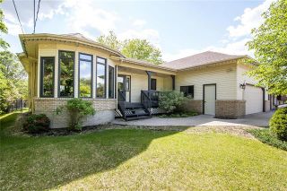 Photo 1: 12 Beriault Place in Ste Anne: R06 Residential for sale : MLS®# 1916697