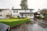 Main Photo: 14299 70A Avenue in Surrey: East Newton House for sale in "East Newton" : MLS®# R2888508
