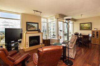 Photo 8: 1306 15152 RUSSELL AVENUE: White Rock Condo for sale (South Surrey White Rock)  : MLS®# R2377952