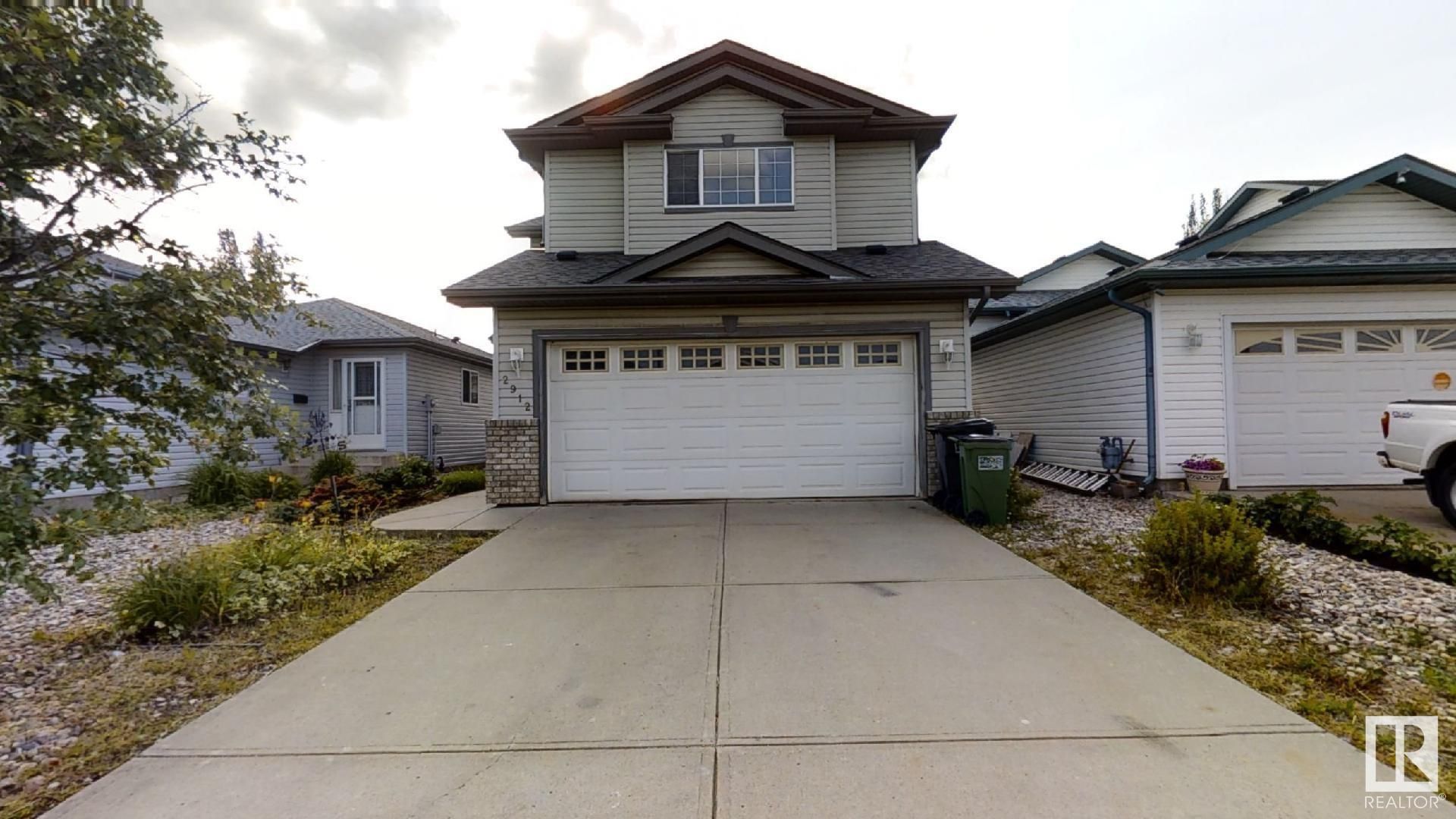 Main Photo: 2912 33A Street in Edmonton: Zone 30 House for sale : MLS®# E4308355
